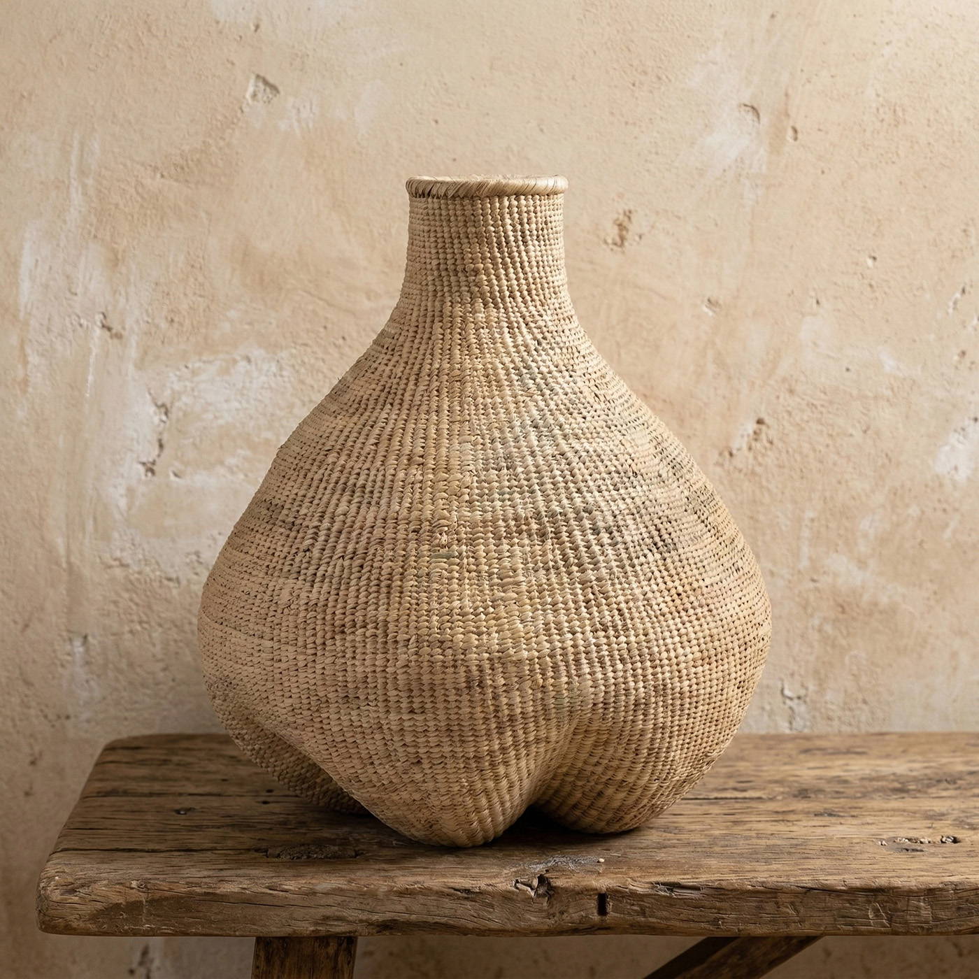 Traditional african decor woven baskets - garlic basket, tonga and makenge baskets