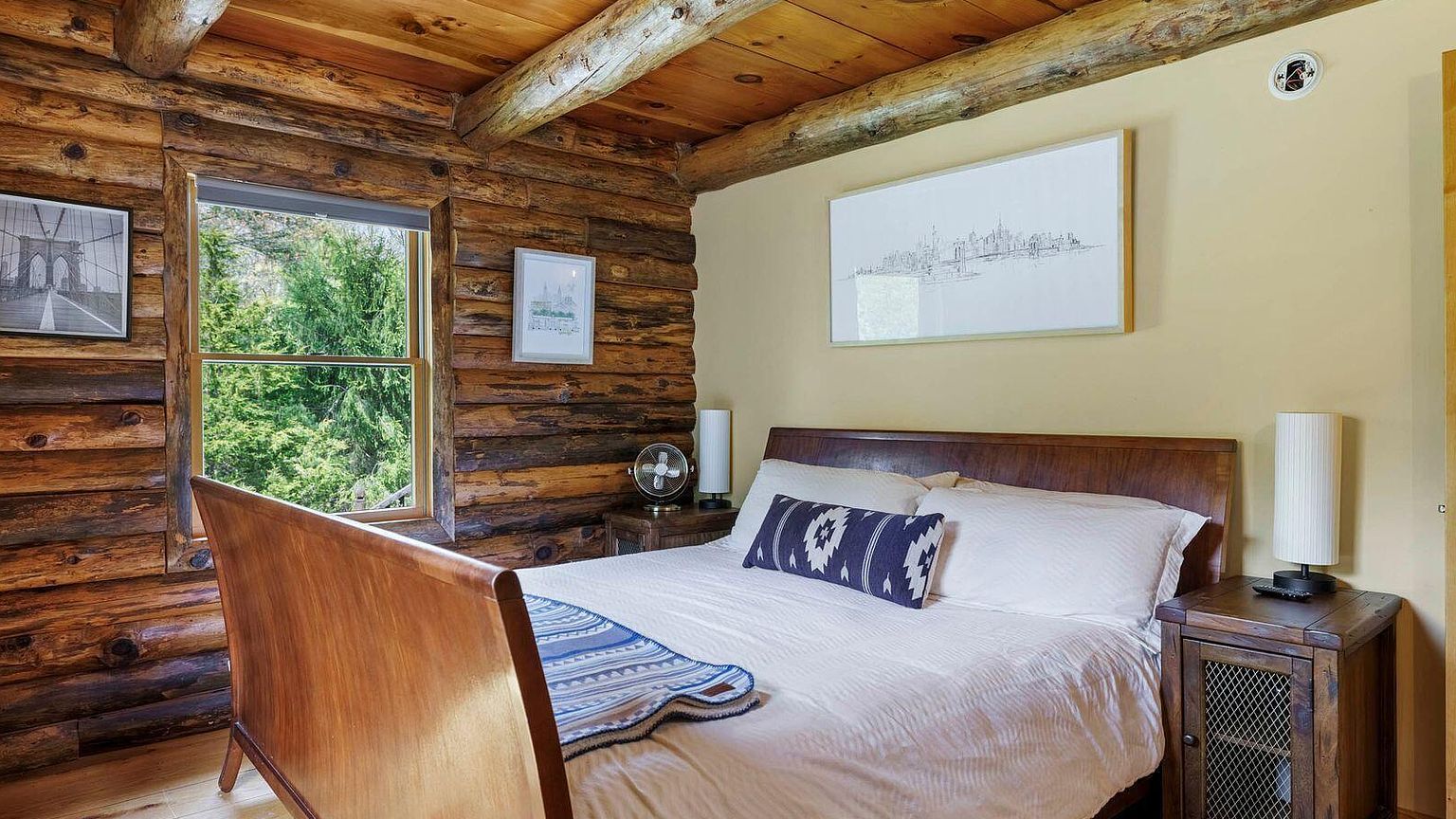 Slideshow image