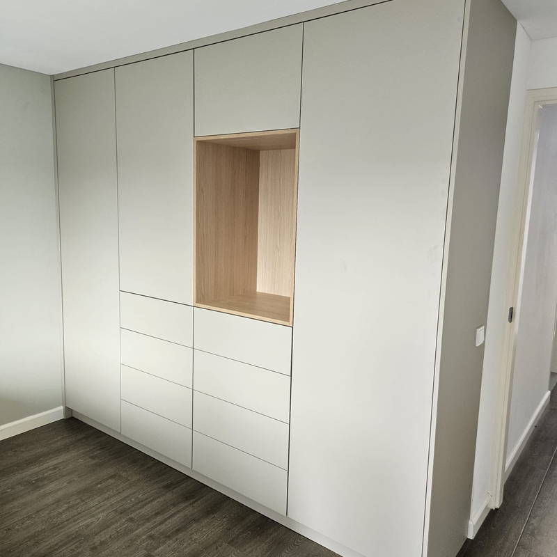 Inbouwkasten op maat, klantproject Houtenmeubelshop