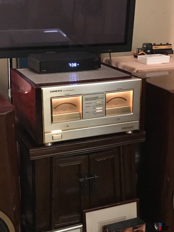 Onkyo Hrand M-510 & Scepter 5001 w/ AS 5001 stands  Imp...
