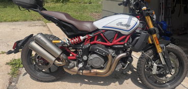 2019 INDIAN FTR motorcycle for rent near Gladstone, MO