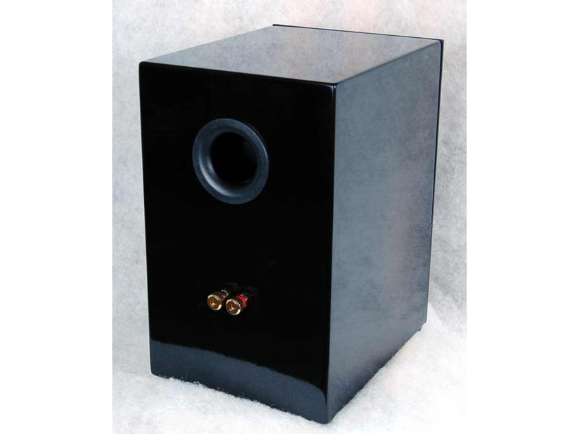 Black Friday sale... Grand Teton speaker... Cherry (or Piano Black).. Wavetouch Audio