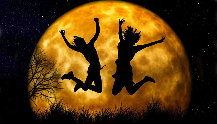 silent disco headphones