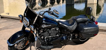 2019 HARLEY-DAVIDSON FLHCS HERITAGE CLASSIC 114 motorcycle for rent near Tempe, AZ