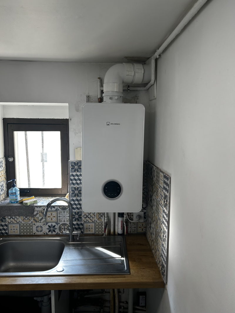 Remplacement de Chauffe-Eau à Clichy : L'Expertise VINCENT à Clichy
