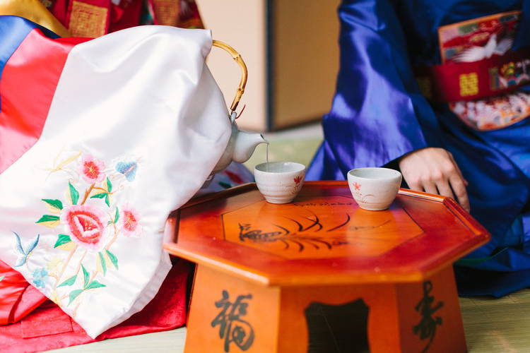 KOREAN TRADITIONAL PAEBAEK TEA CEREMONY 