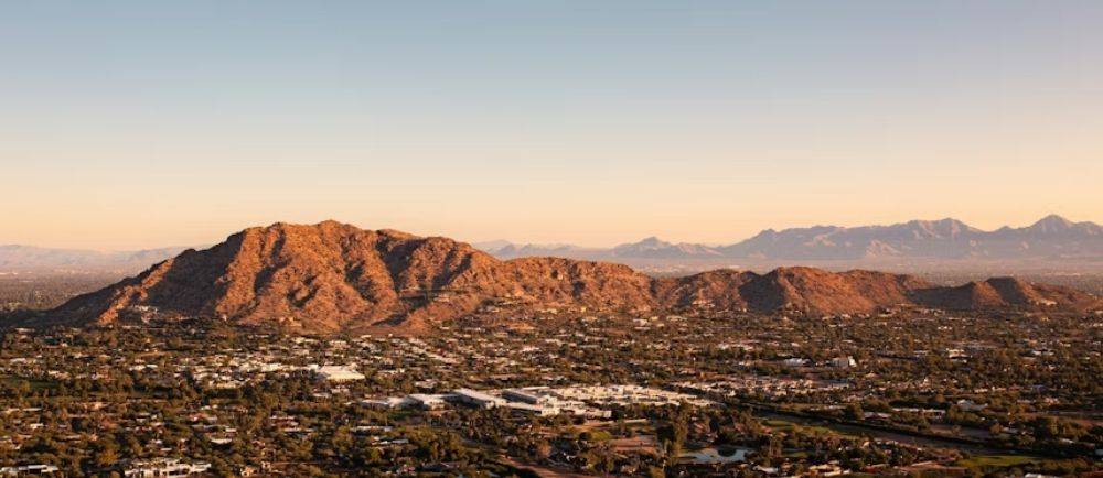  Phoenix skyline