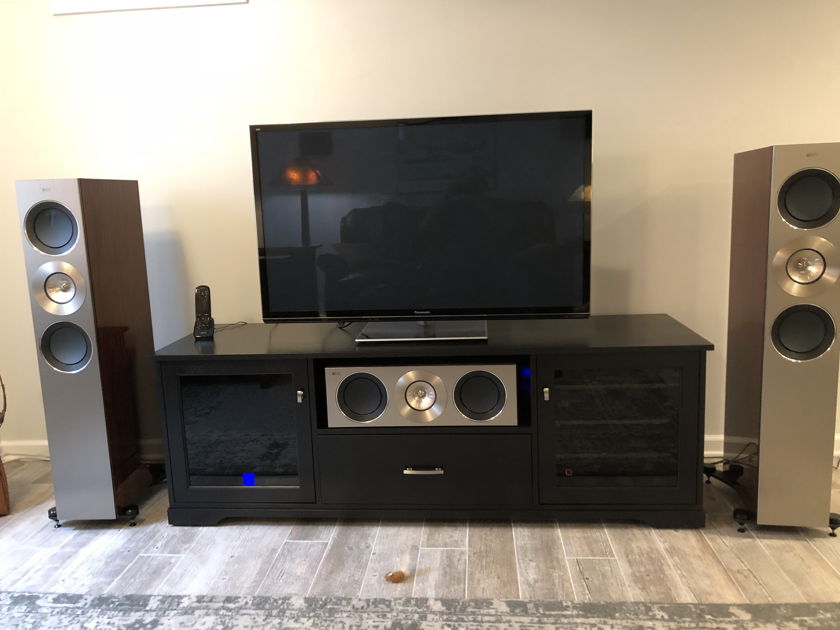 KEF Reference 3 Rosewood (some cabinet damage)