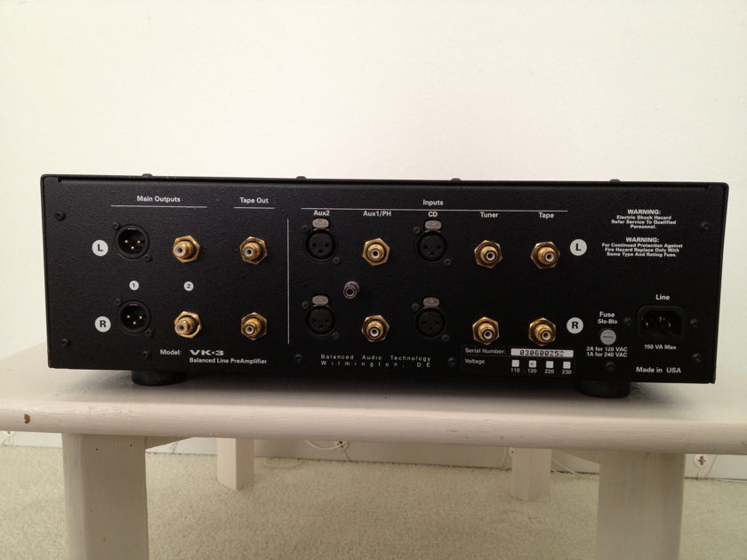 BAT Balanced Audio Technology VK-3i  with NOS tubes and Phono card