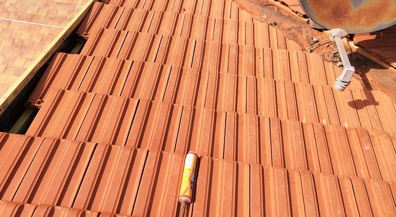 Rénovation d’une toiture en tuiles de Marseille sur une villa à La Turbie — photo 10 sur 28 — CEG TOITURE