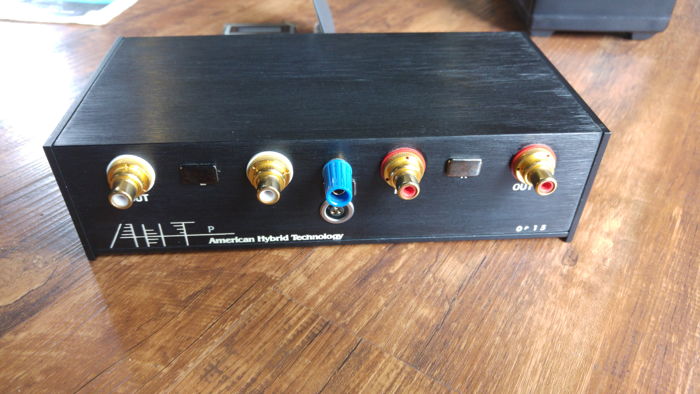 AHT P Ultra Resolution Phono Stage