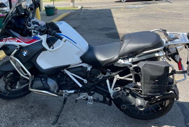 2023 BMW R 1250 GS ADVENTURE motorcycle for rent near Tomball, TX