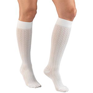 Ladies' Cable Pattern Socks in White