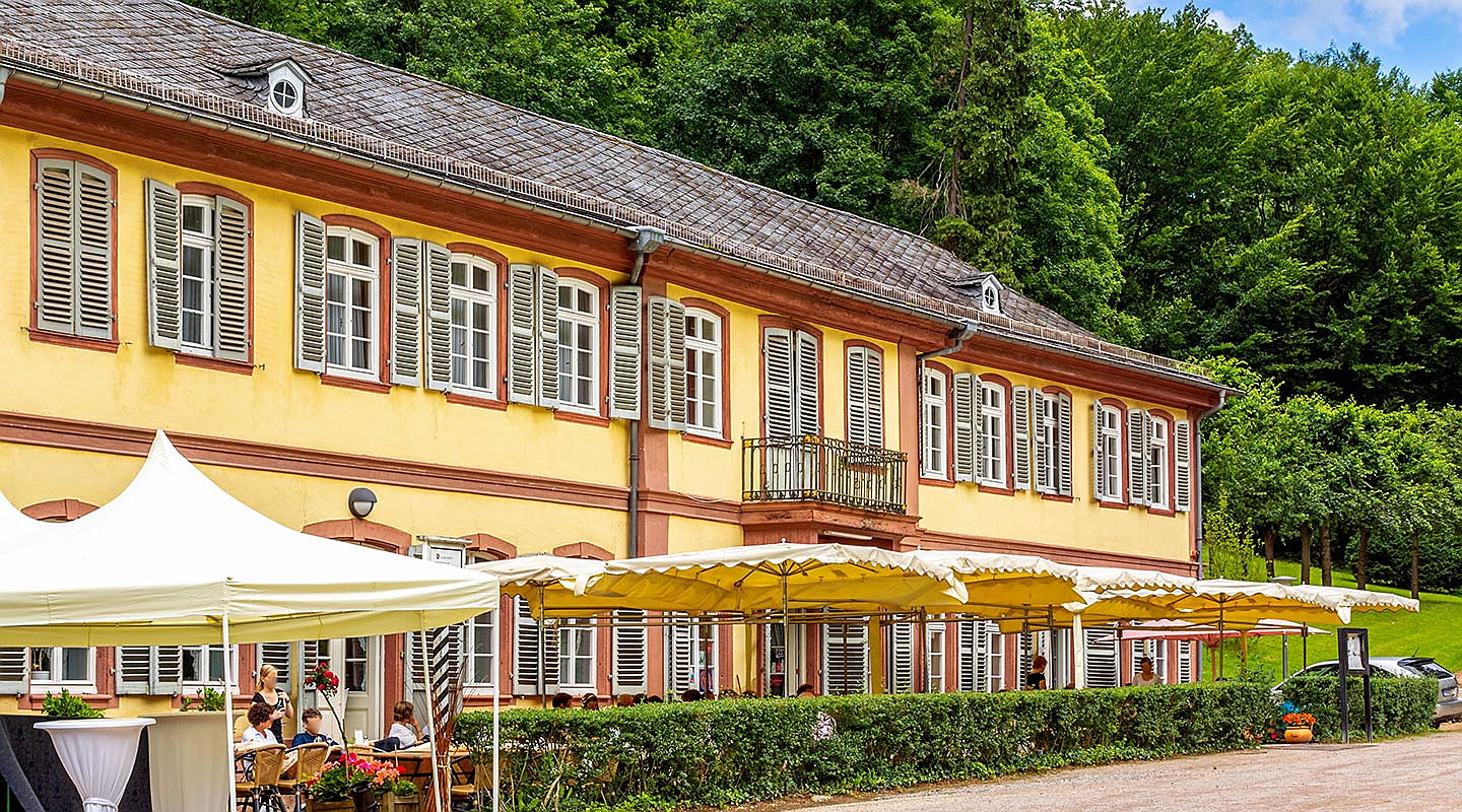  Bensheim
- Möchten Sie eine langfristige Investition in eine schöne Doppelhaushälfte oder hochwertige Eigentumswohnung in Bensheim tätigen? Vertrauen Sie dem Fachwissen der Immobilienmakler von Engel & Völkers.