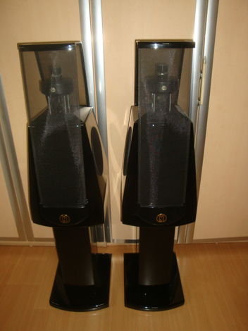 MBL 120 Radialstrahler Speakers with original stand (Cu...