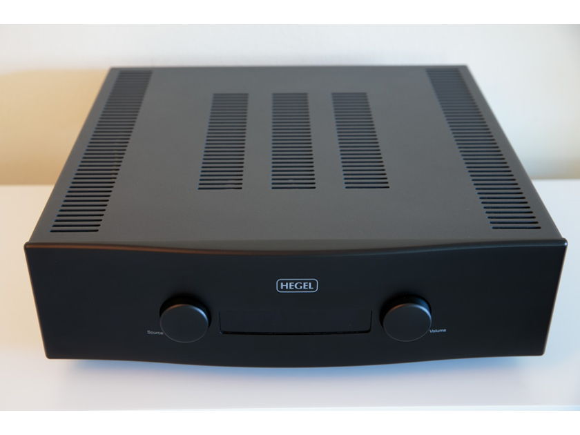 Hegel H360 Integrated with DAC in mint condition