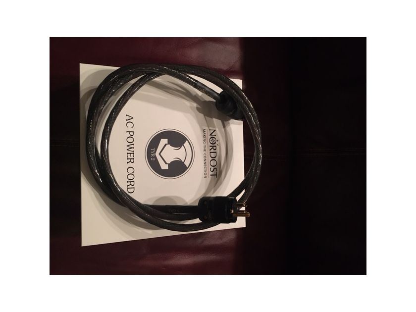 Nordost TYR 2 power cord 1m 15a