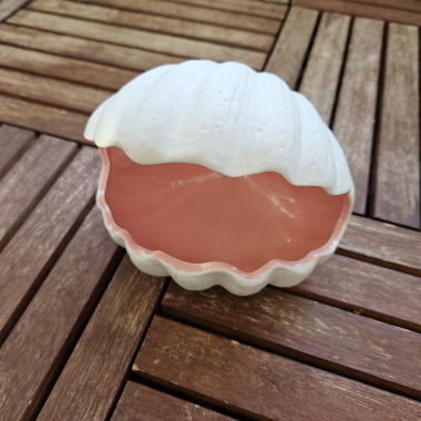 Ceramic shell bowl