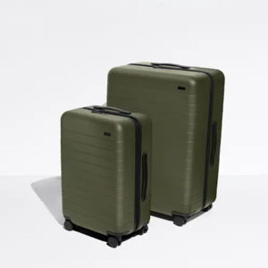 Dar's Suitcase Set