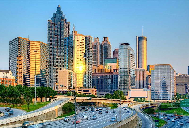 Debra Johnston: Top Luxury Real Estate Agent in Atlanta