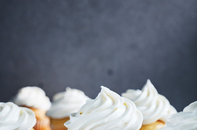Cupcakes à la vanille moins sucrés
