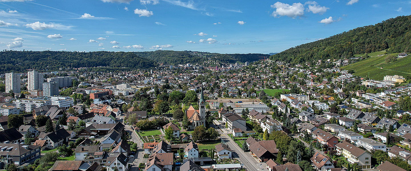 Zürich
- Die Beratung durch die Immobilienmakler von Engel & Völkers ist exklusiv und höchst kompetent. Wir bieten Ihnen ein umfassendes Angebot von Immobilien zum Kauf im Zürcher Limmattal.