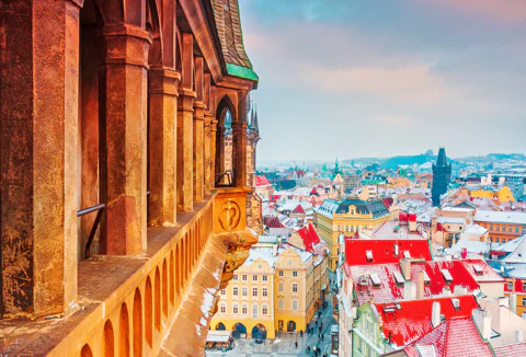 Private transfer from Budapest to Prague
