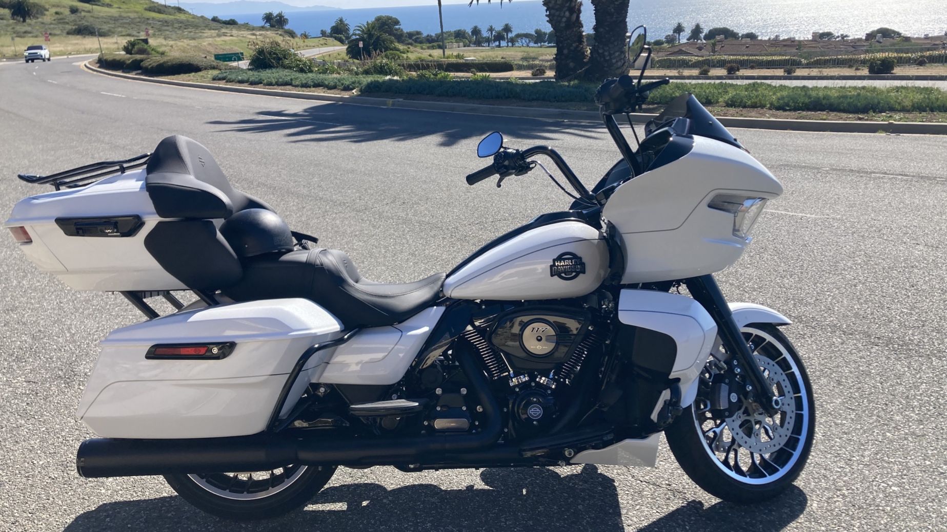 HARLEY-DAVIDSON ROAD GLIDE LIMITED for rent near Long Beach, CA