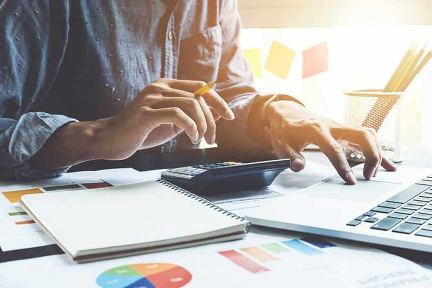 Analise sua finanças pessoais