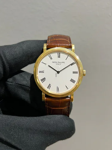 Patek Philippe Calatrava 5120J-001