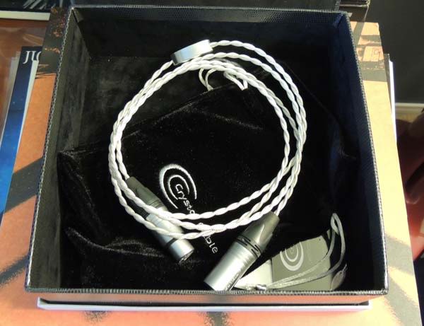 CRYSTAL CABLE Reference  Diamond AES Digital Cable, 1.7...