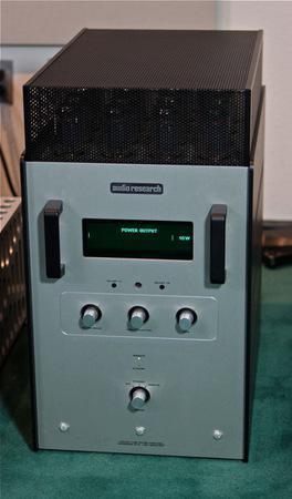 Audio Research REF 610T Mono Amplifiers