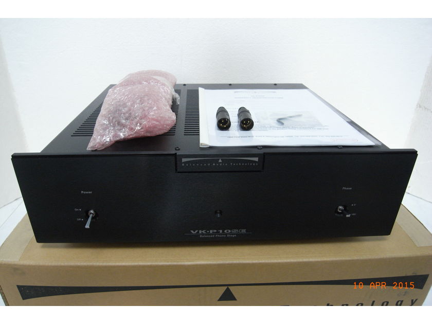 Balanced Audio Technology (BAT)  VK-P10SE SuperPak (230 volt @ 50/60 Hz)