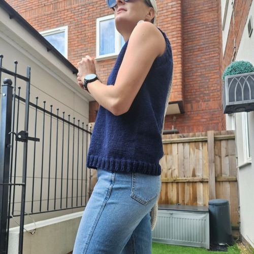 Simple sweater vest - knitting pattern