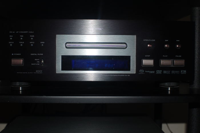 Esoteric DV-50 Universal Player