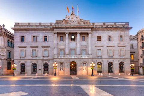 Roman & Gotic & Gaudi in Barcelona: private walking tour