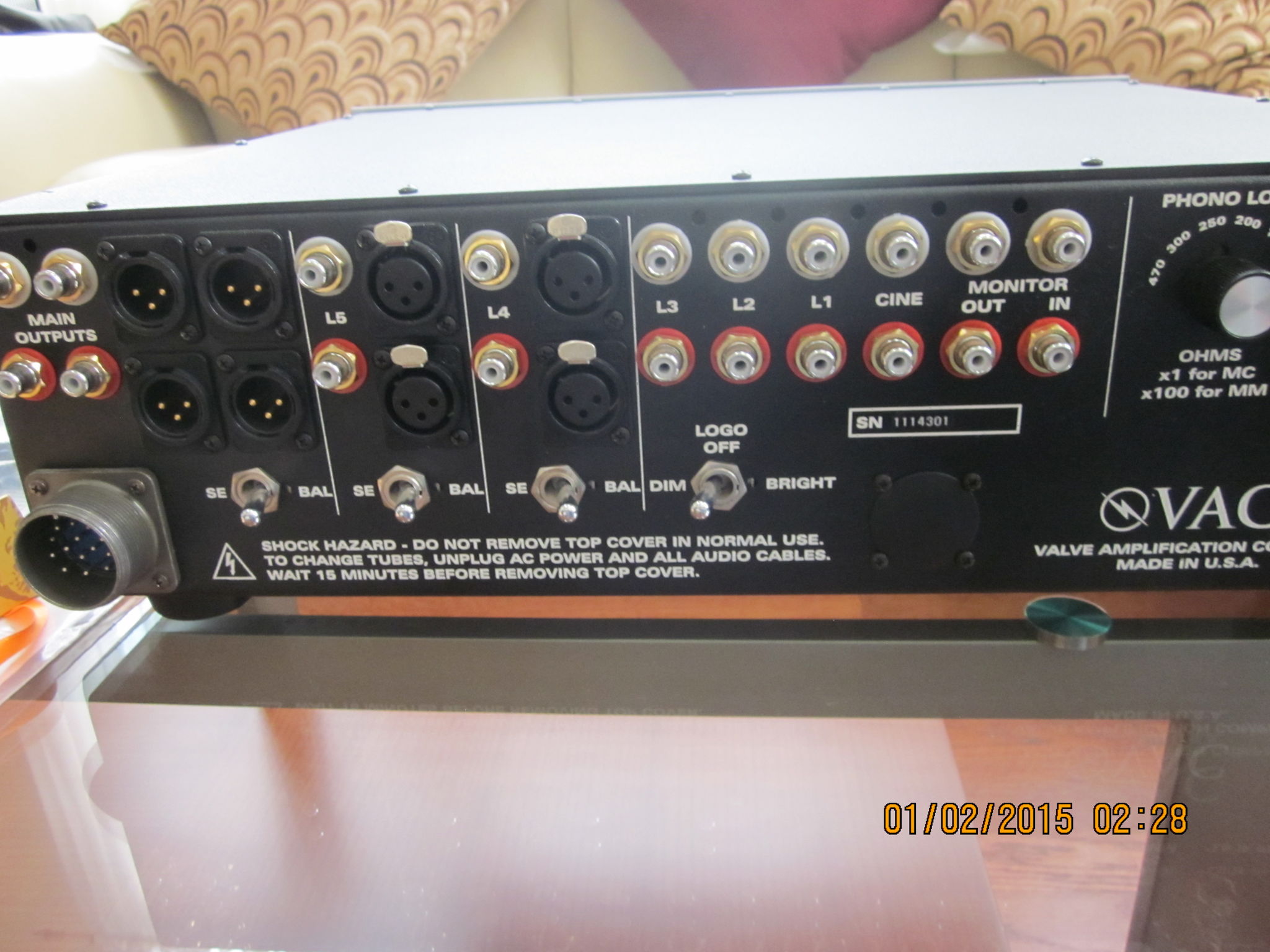 VAC Renaissance Mk 3 Preamp with MM/MC Phono Stage 6