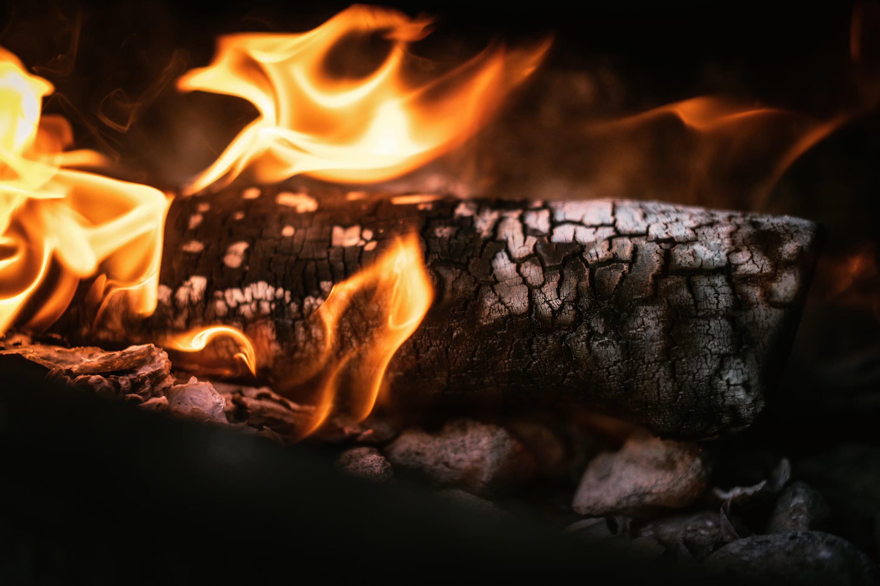 How to Enjoy a Wood-Burning Fireplace