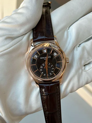 Patek Philippe Annual Calendar 5205R-010