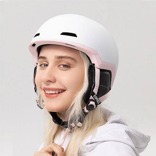 casque-trottinette-electrique-hiver-solide