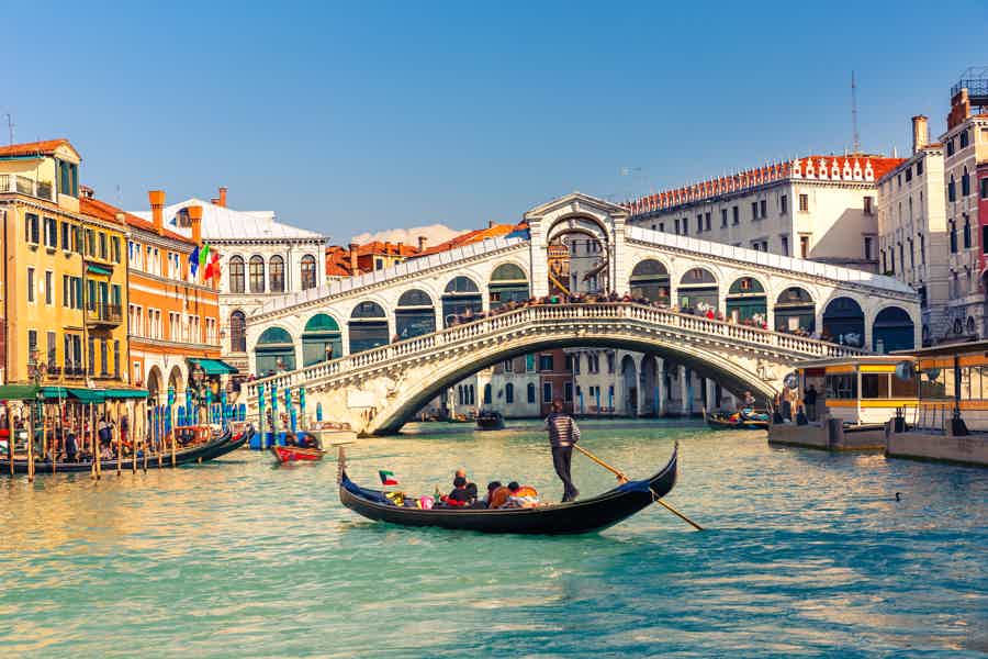 Experience Venice Like A Local: Small Group Cicchetti & Wine Tour - photo 1