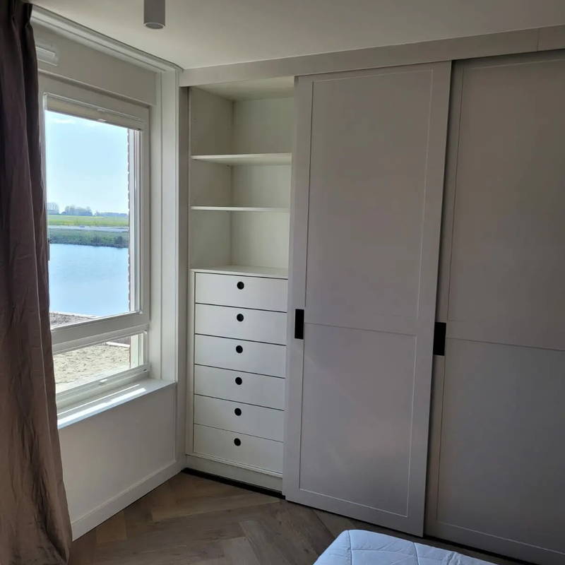 Inbouwkasten op maat, klantproject Houtenmeubelshop