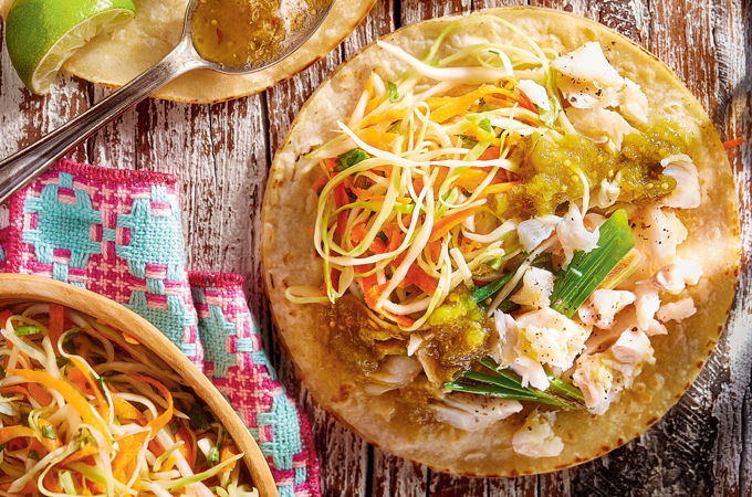 Tacos au poisson et à la salsa de tomatilles