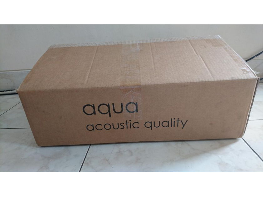 Aqua La Diva CD Transport Free Shipping Worldwide