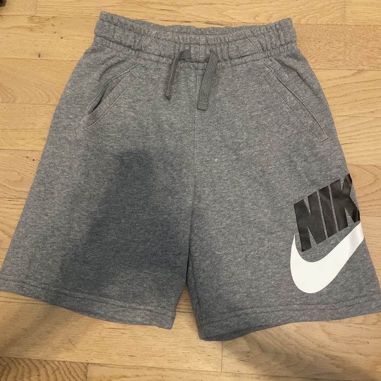 Short Nike sport