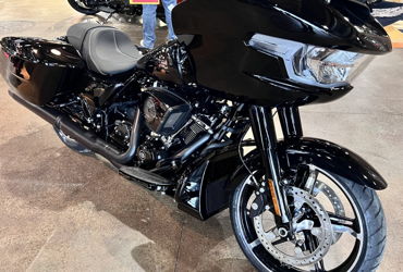 2024 HARLEY-DAVIDSON ROAD GLIDE motorcycle for rent near Mt Pleasant, UT