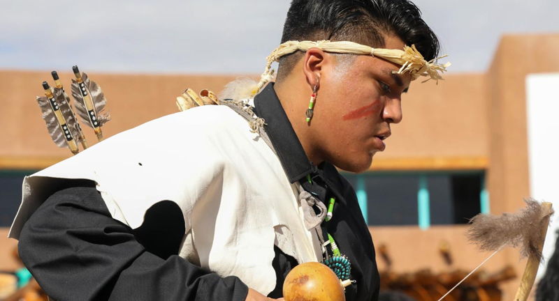 Howeya Family Traditional Dance Group (Pueblo of Acoma)
