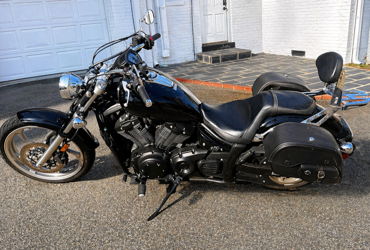 2012 YAMAHA STRYKER RAVEN motorcycle for rent near Wilson, NC