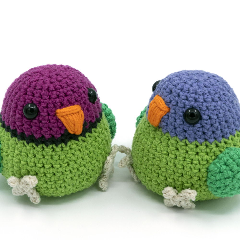 Amigurumi Plum-headed Parakeet