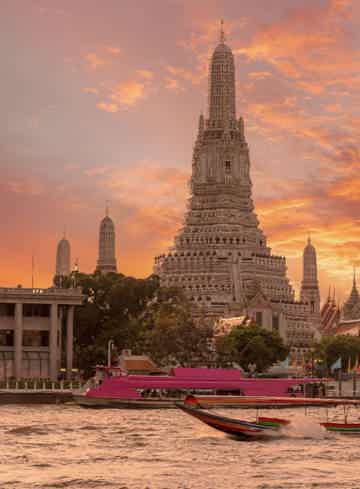 Cruise around the scenic khlongs villages